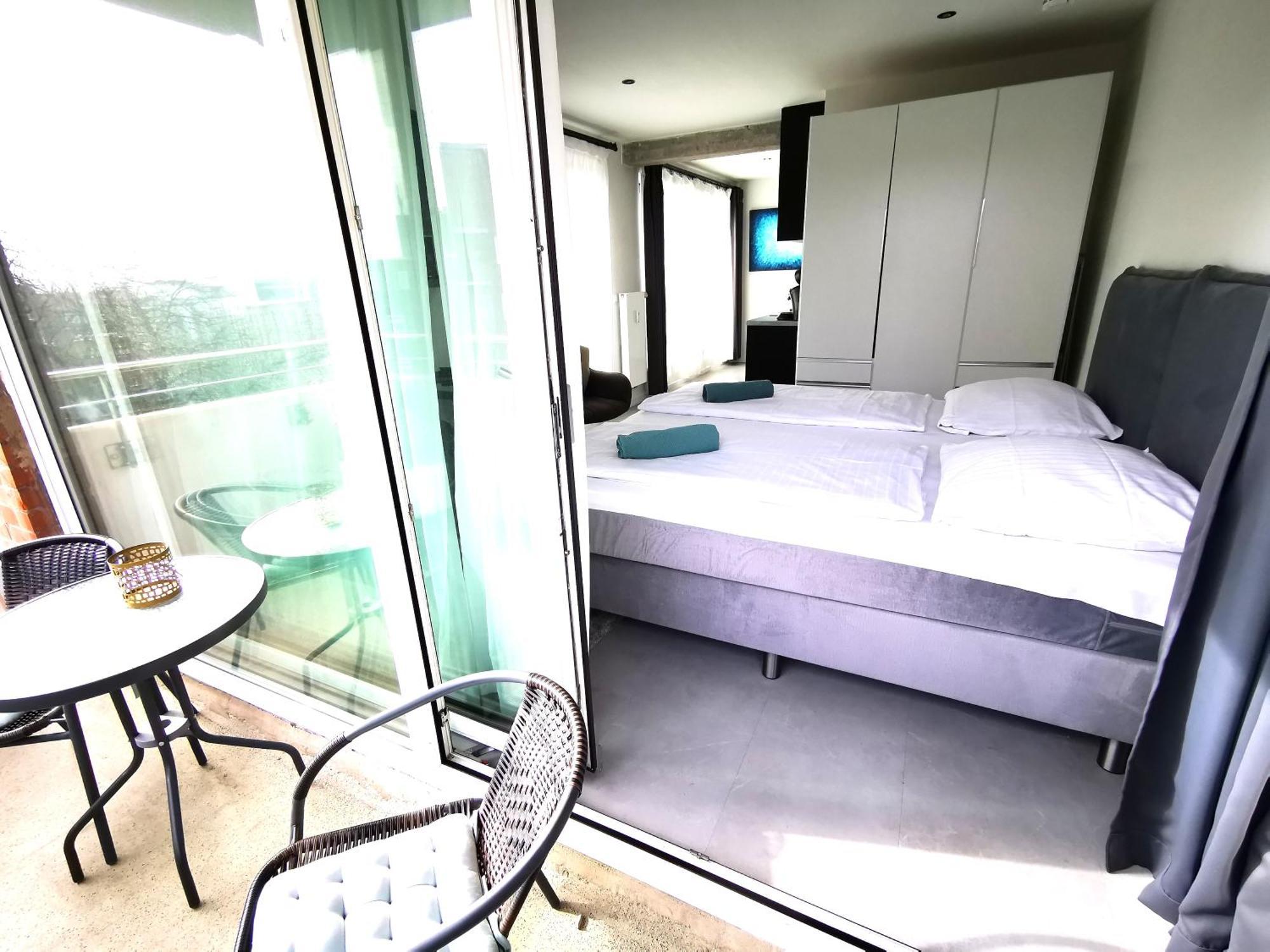 Hh 03 By Rockchair - Superhost Status - Modernes Apartment Mit Sonnigem Balkon & Premium Boxspringbetten In Winterhude - Hamburg Top Geheimtipp ภายนอก รูปภาพ